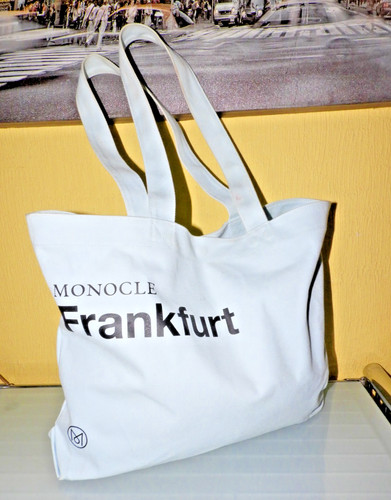 Monocle frankfurt tote - frankfurt,