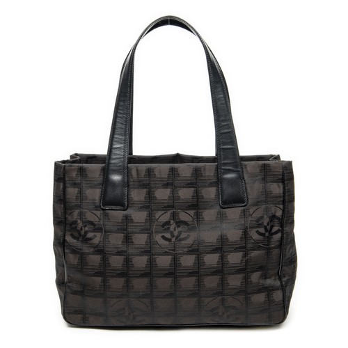 Chanel new travel line - new, small